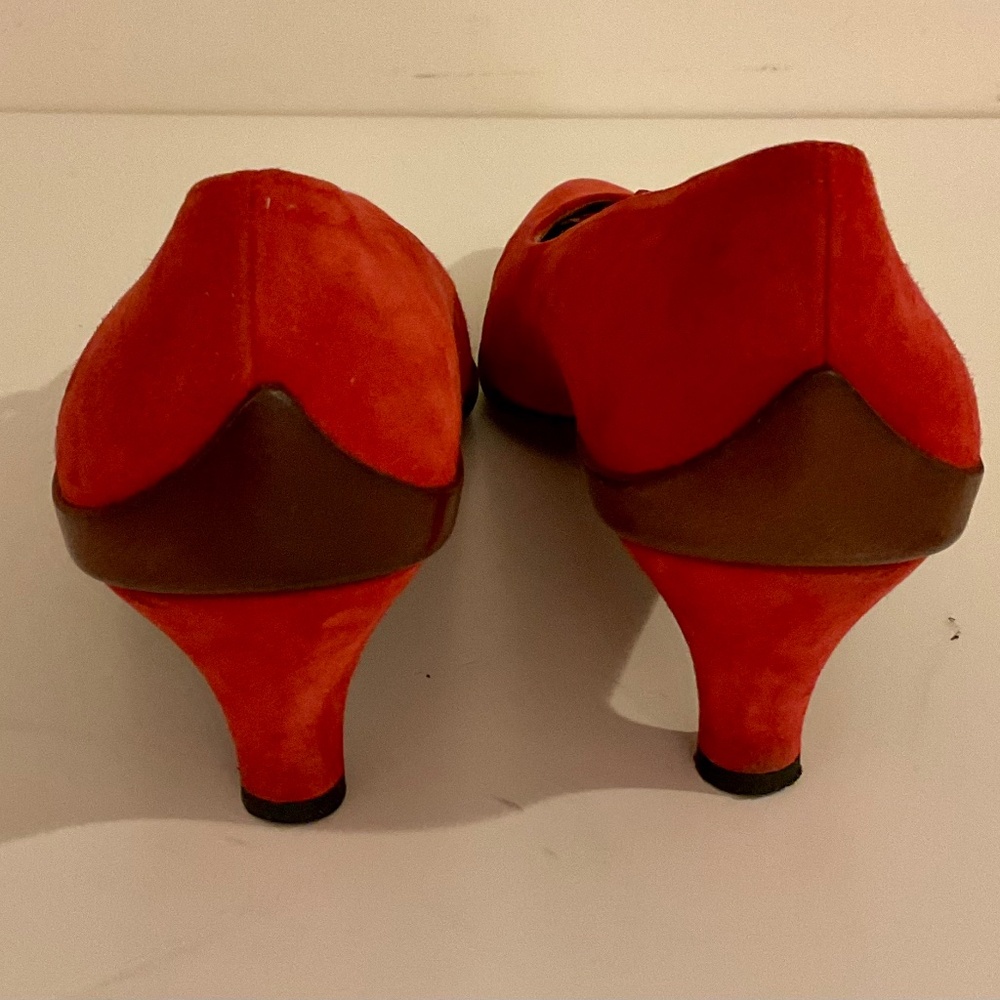 Ferragamo Red Pumps - Picture 3 of 7